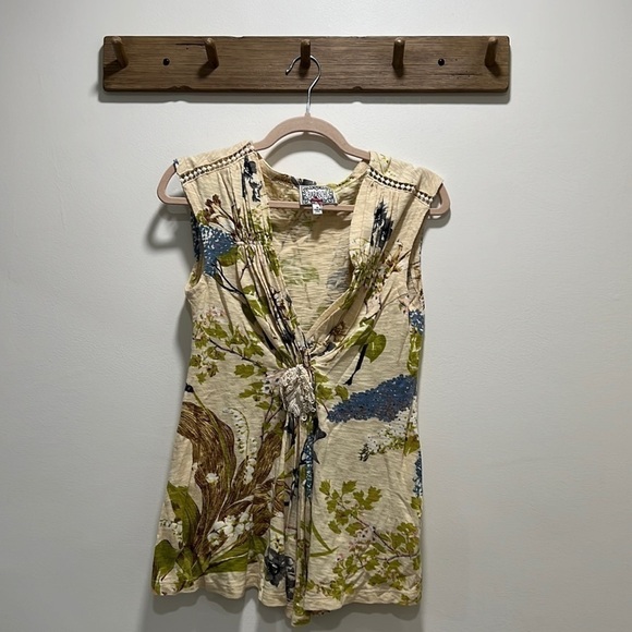 ANTHROPOLOGIE YOANA BARASCHI Mint Julep Floral Ruffle Top Size Medium Sleeveless - Picture 1 of 10